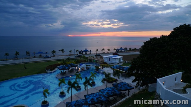 Sunset at Thunderbird Poro Point Resort : Photo by Micamyx Sunset at Thunderbird Poro Point Resort : Photo by Micamyx