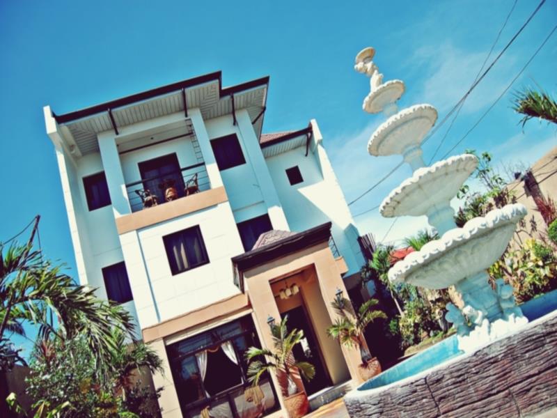 Islandia Hotel in Alaminos City