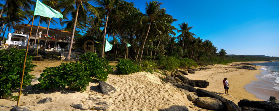 G Beach Resort in Patar Beach
